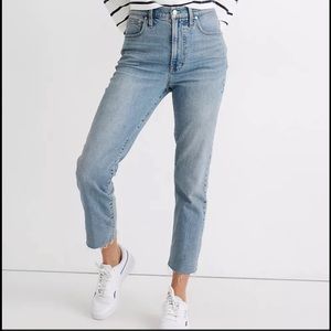 Madewell NWT  perfect vintage jeans raw hem size 29